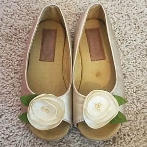 Joyfolie girls size 12 gold slip ons